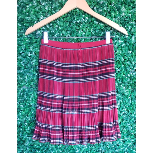 20. J.Crew Pleated taffeta skirt in Good Tidings plaid - Picture 6 of 8